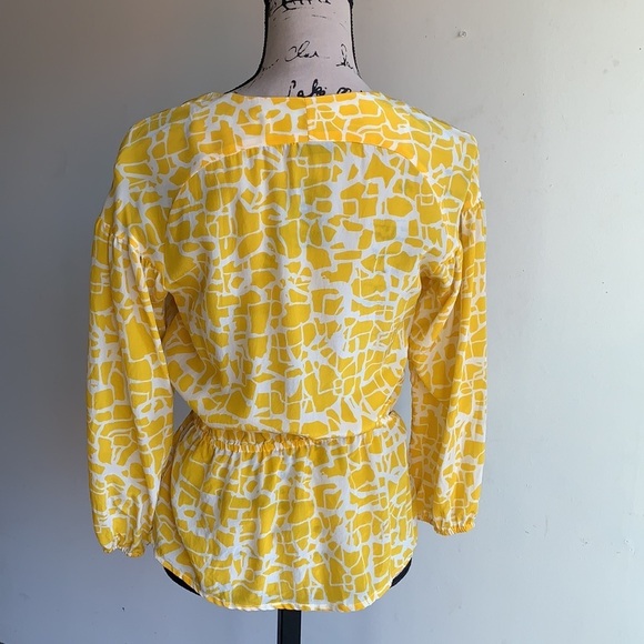 Anthropologie Girls From Savoy silk yellow… - Picture 5 of 7